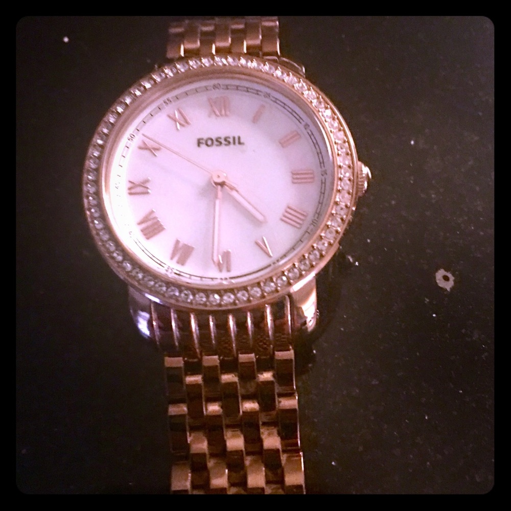 Women’s rose gold watch